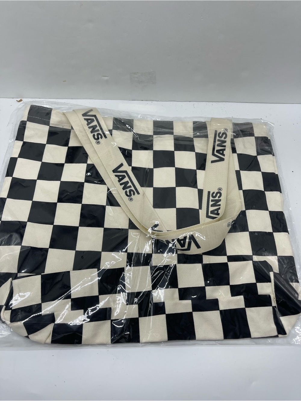 Vans Shopping Tote - Picture 5 of 16